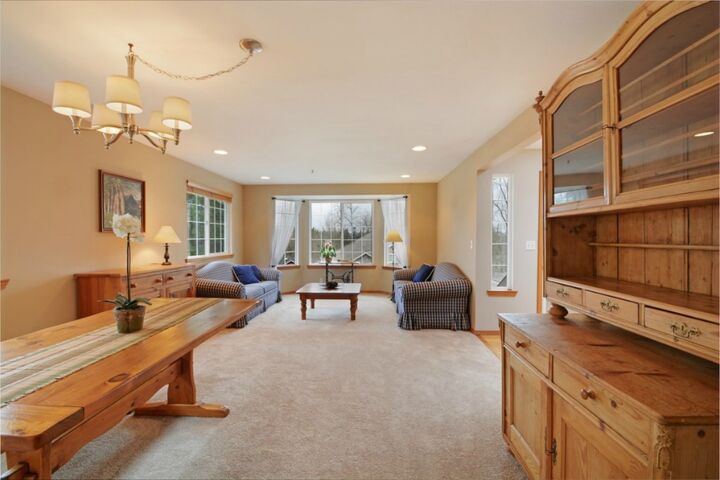 Property Photo: 7019 NE 165th St WA 98028