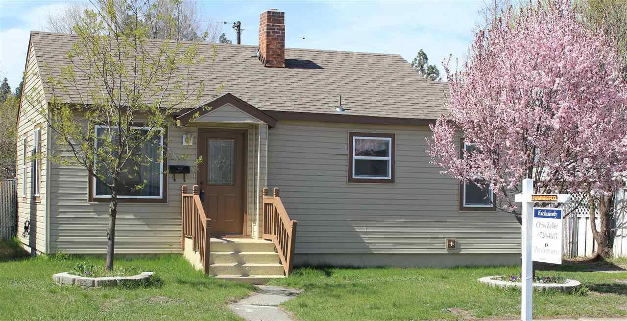 Property Photo:  5407 N Hawthorne St  WA 99205 