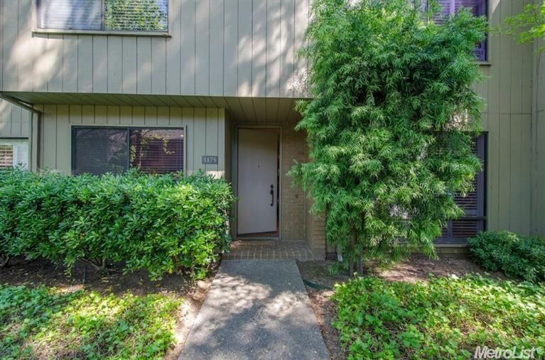 Property Photo:  1173 Vanderbilt Way  CA 95825 