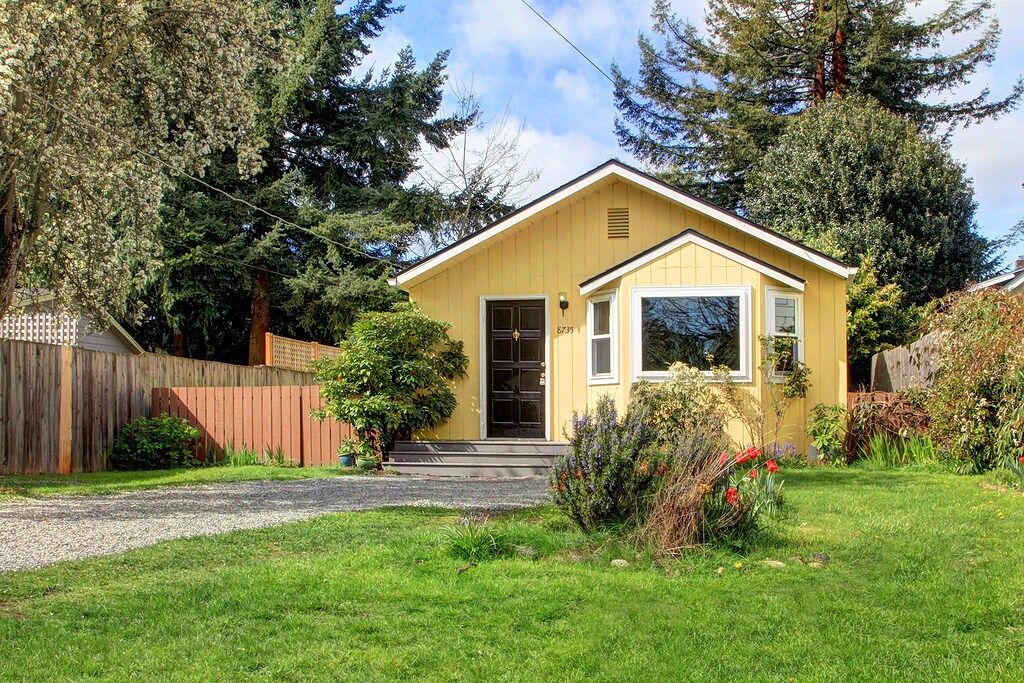 Property Photo:  8735 12th Ave NW  WA 98117 