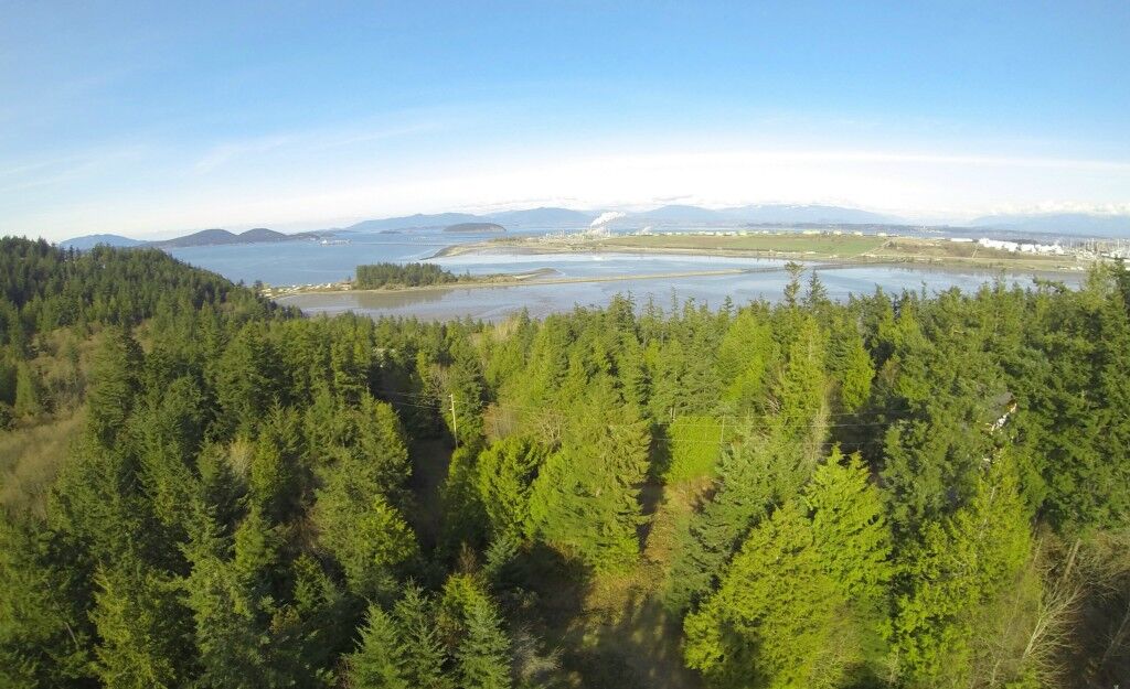 Property Photo:  1 A Hummingbird Lane  WA 98221 