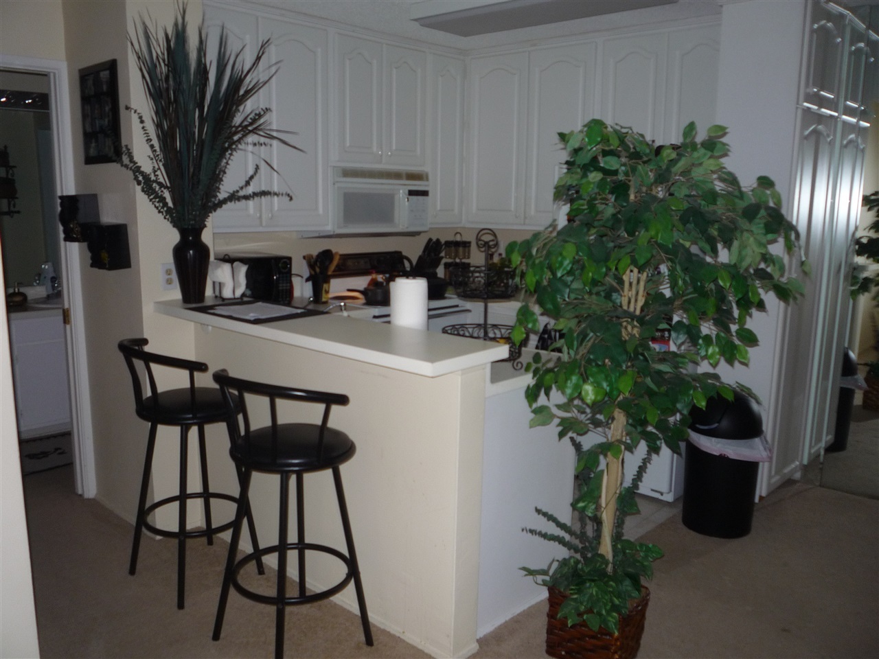 Property Photo: 1801 Diamond St 206 CA 92109