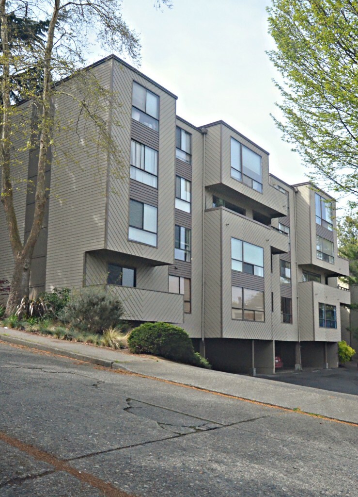 Property Photo: 3710 26th Place W B4 WA 98199