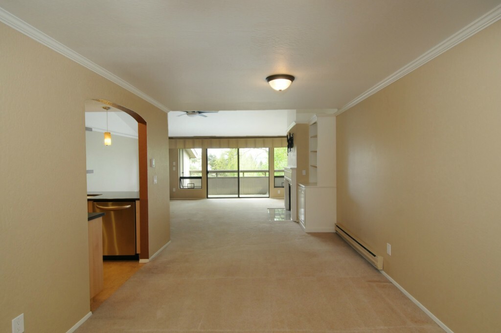 Property Photo:  6616 Park Point Wy NE D-303  WA 98115 