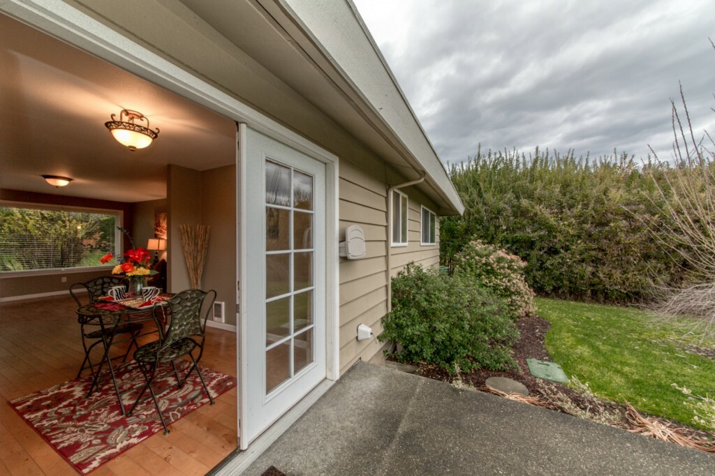 Property Photo:  7812 Stinson Ave  WA 98335 