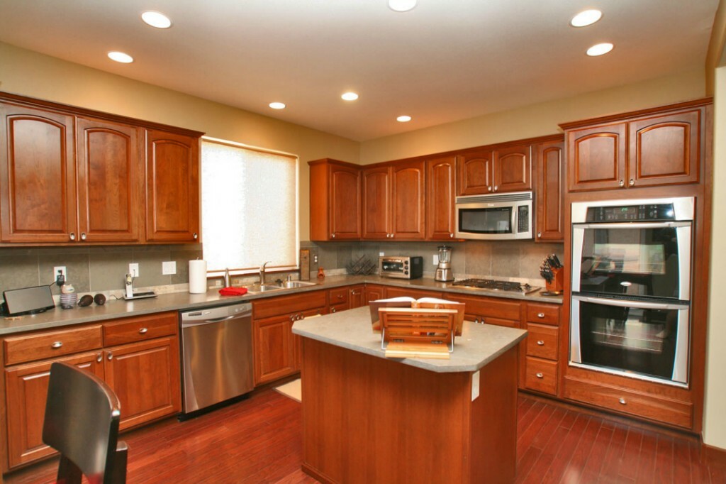 Property Photo: 7802 NE 199th St WA 98028