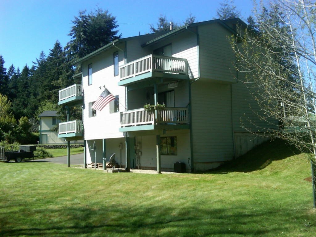 Property Photo:  4810 Erlands Point Rd NW  WA 98312 