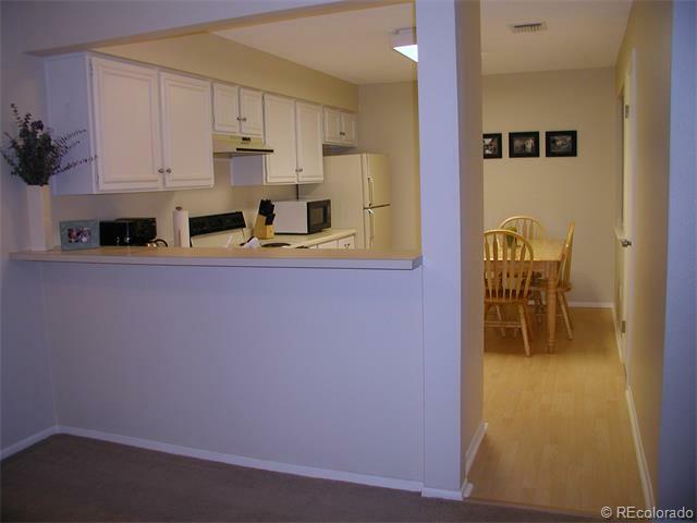 Property Photo:  2220 East Geddes Avenue Unit B  CO 80122 