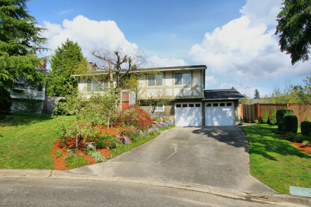 Property Photo: 14124 125th Place NE WA 98034