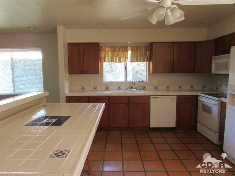 Property Photo:  77201 Calle Sonora  CA 92253 