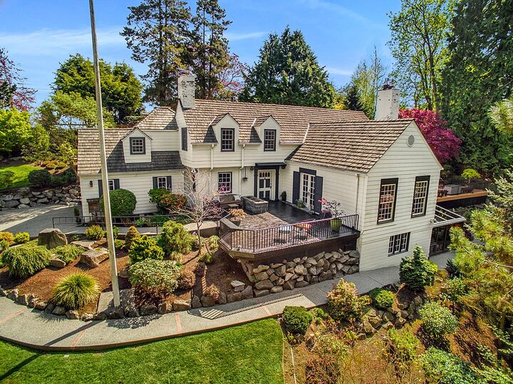 4329 W Sheridan St  Seattle WA 98199 photo