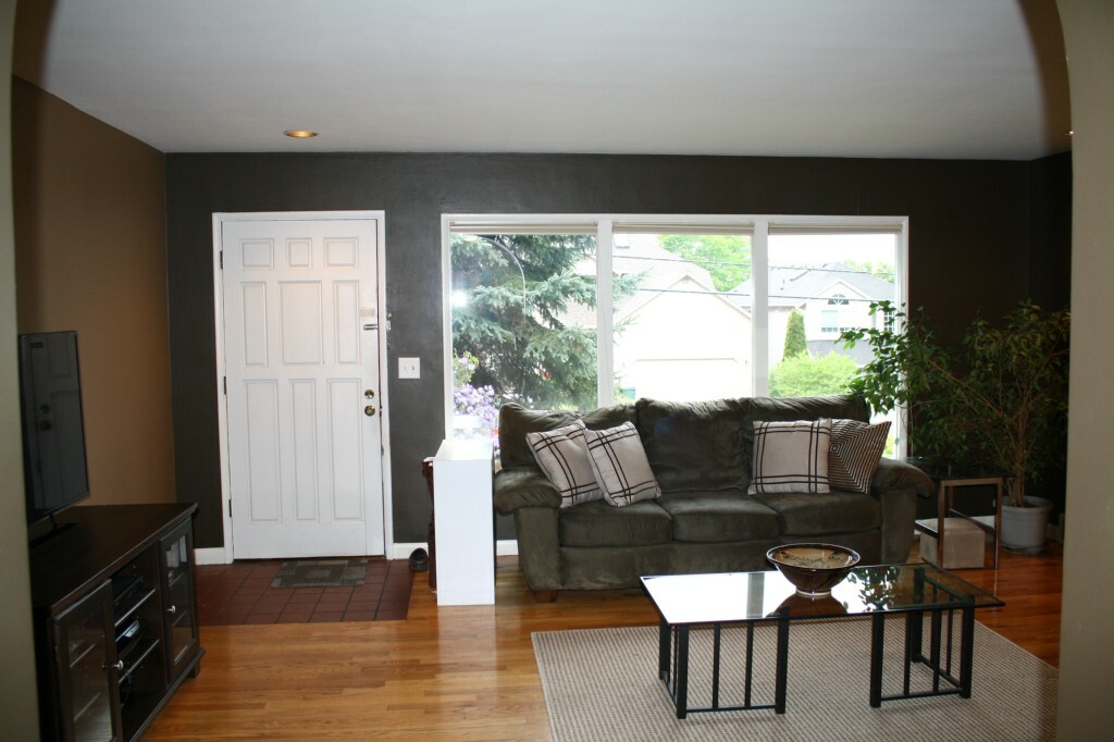 Property Photo:  3843 NE 92nd St  WA 98115 