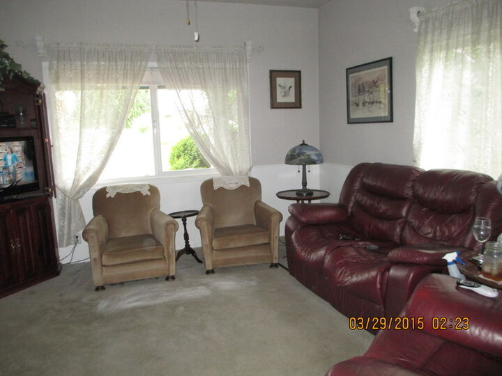 Property Photo: 222 NE 2nd Ave WA 98565