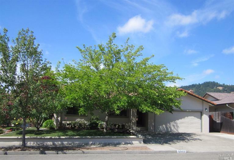 Property Photo:  5505 El Encanto Circle  CA 95409 