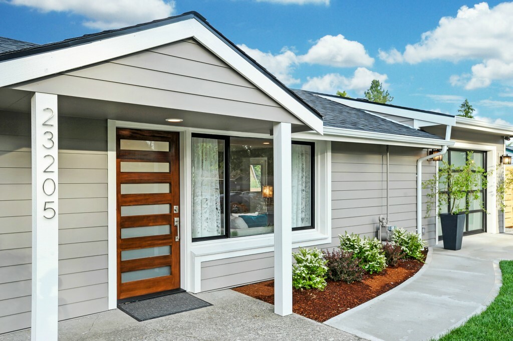 Property Photo: 23205 50th Ave W WA 98043