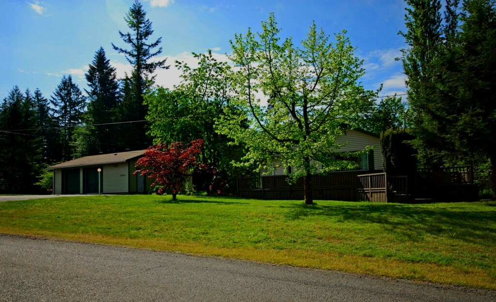 Property Photo: 19025 SE Lake Youngs Rd WA 98058