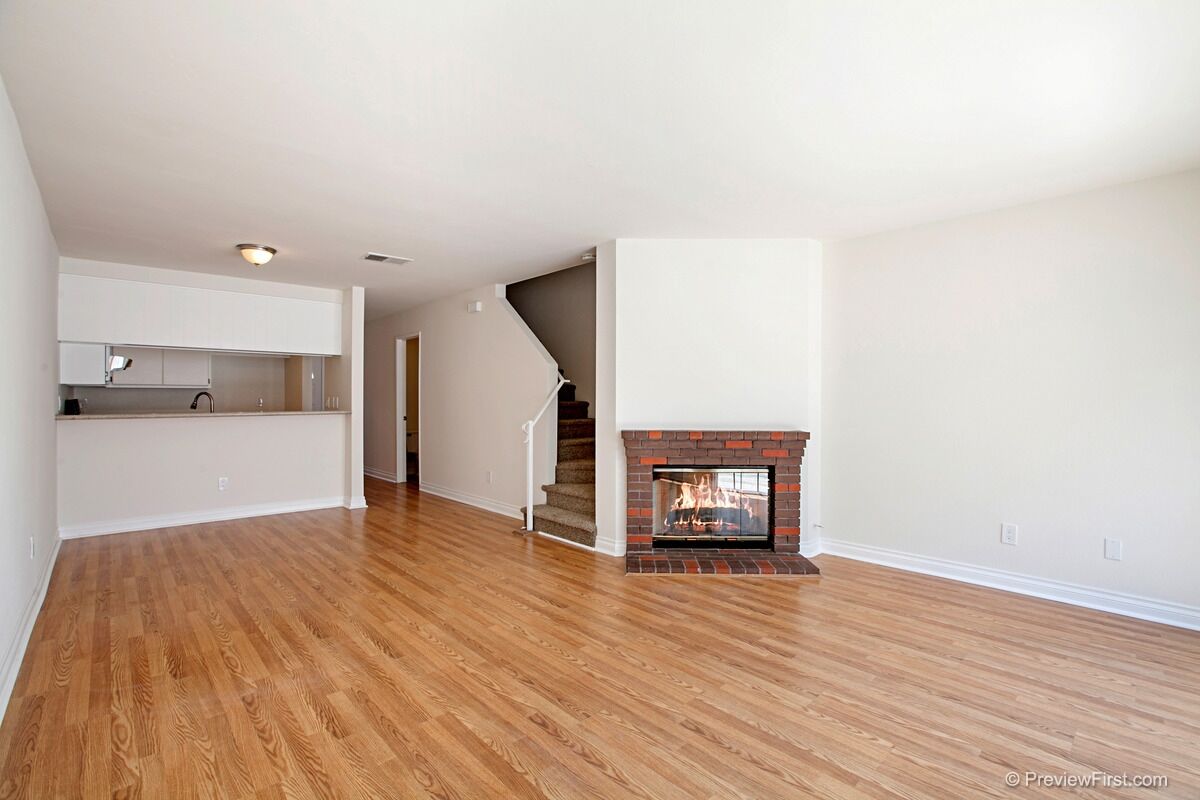 Property Photo: 1465 E Lexington Ave 12E CA 92019