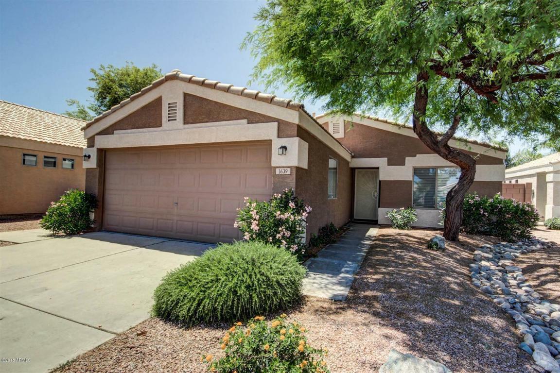 Property Photo:  1639 E Palo Blanco Way  AZ 85296 