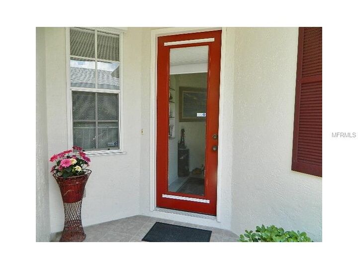 Property Photo:  323 Sunset Lake Boulevard 323  FL 34292 