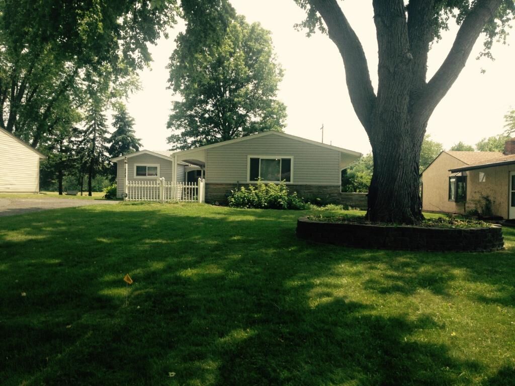 Property Photo: 325 Rocky Fork S Drive OH 43230