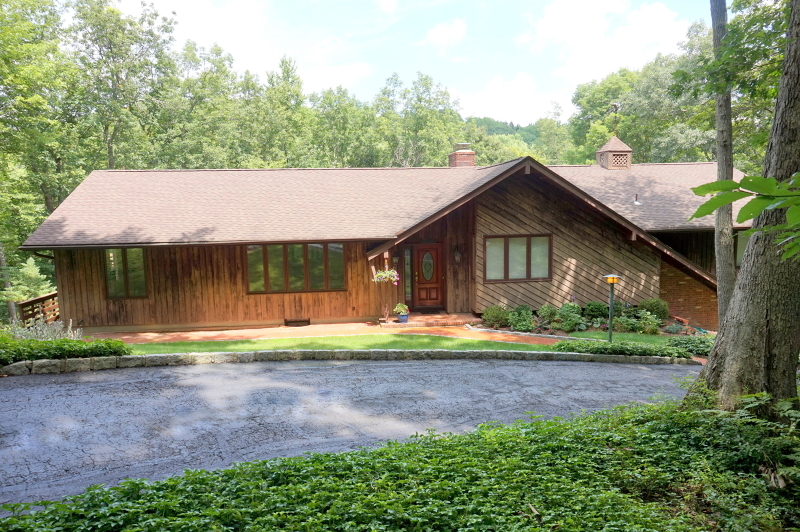 Property Photo: 65 Twinbrooks Trl NJ 07930