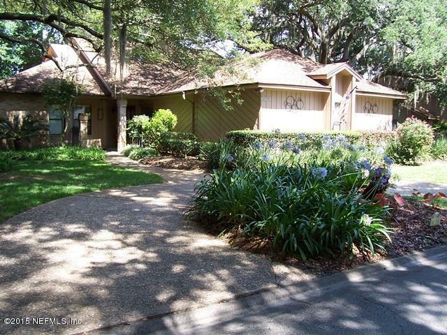 Property Photo:  4338 Springmoor Drive E  FL  