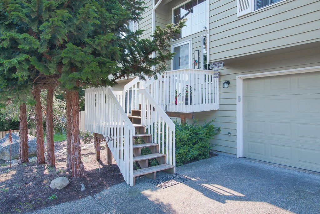 Property Photo:  20510 118th St SE  WA 98290 