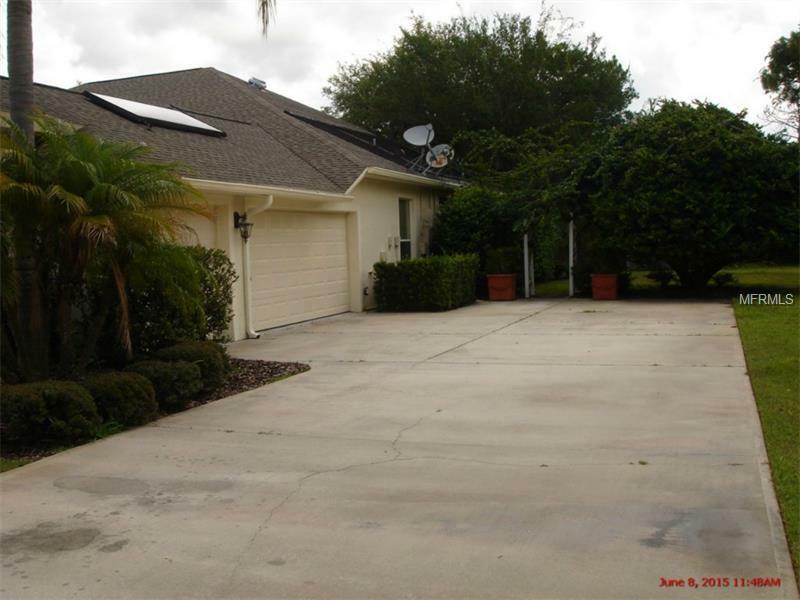 Property Photo:  12061 Rambling Oak Boulevard  FL 32832 