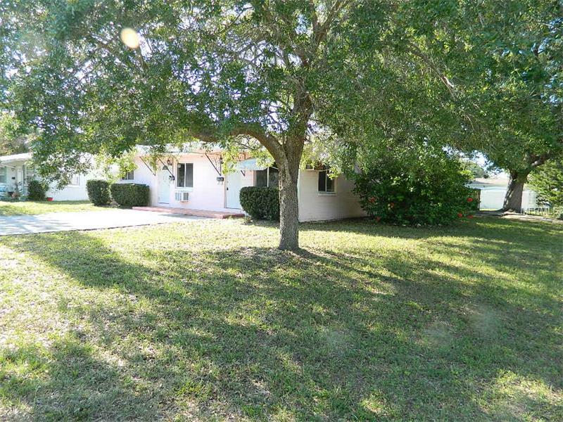 Property Photo:  701 73rd  Ave N  FL 33702 