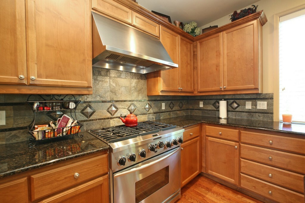 Property Photo:  36120 SE Turnberry St  WA 98065 