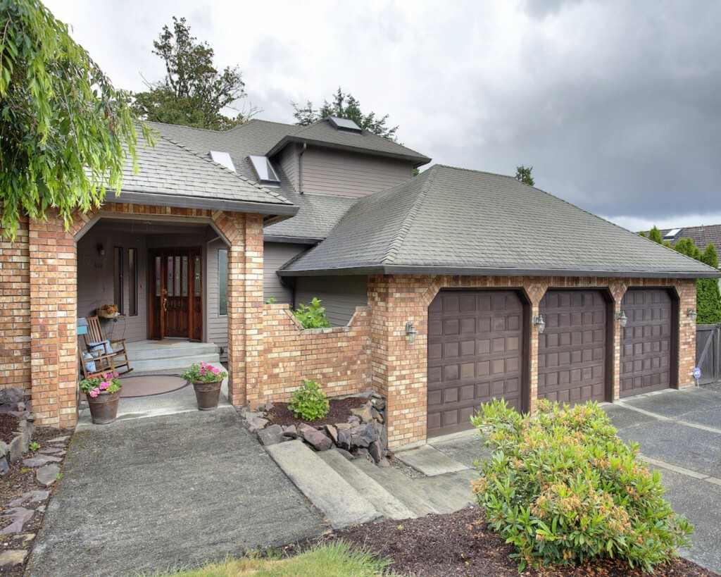 Property Photo: 409 64th Av Ct E WA 98424