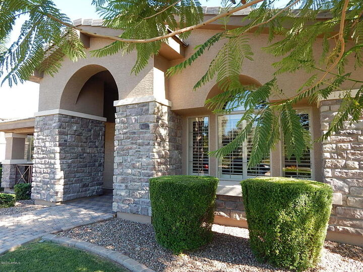 Property Photo: 417 E Hopkins Road AZ 85295