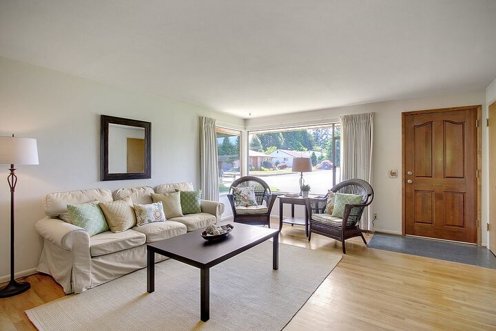 Property Photo: 6611 Morgan Rd WA 98203