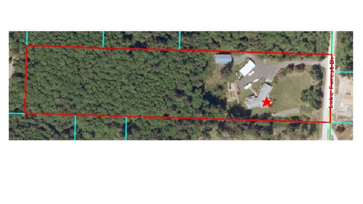 Property Photo:  2411 Lake Forest Dr  WA 98277 