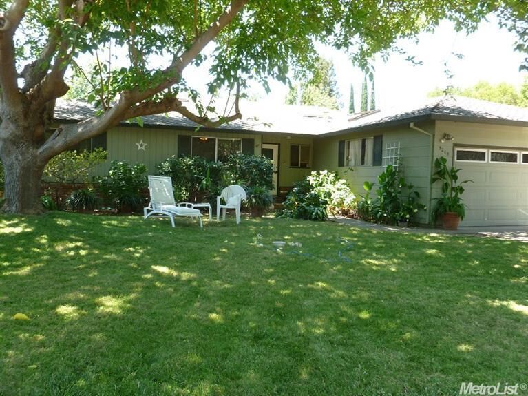 Property Photo:  3215 Mayer Way  CA 95608 