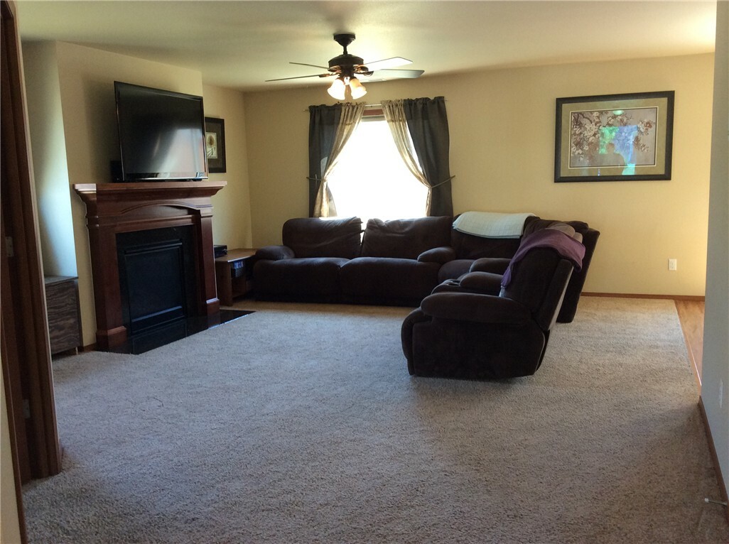 Property Photo: 5608 Timber Ridge Dr WA 98273