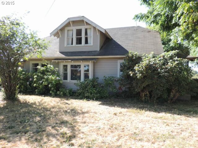 Property Photo: 10315 SE Wallace Rd OR 97114