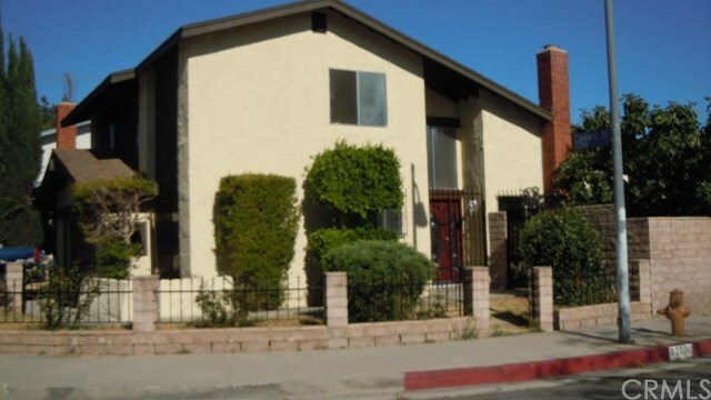 Property Photo:  22030 Cantara Street  CA 91304 