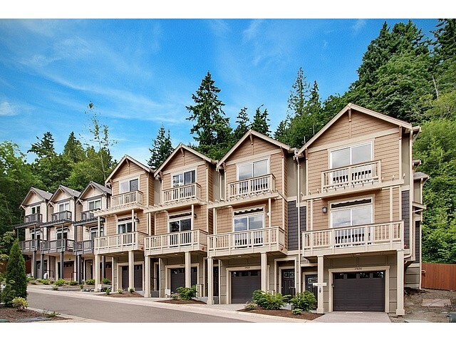 Property Photo:  17826 NE 95th Ct  WA 98052 