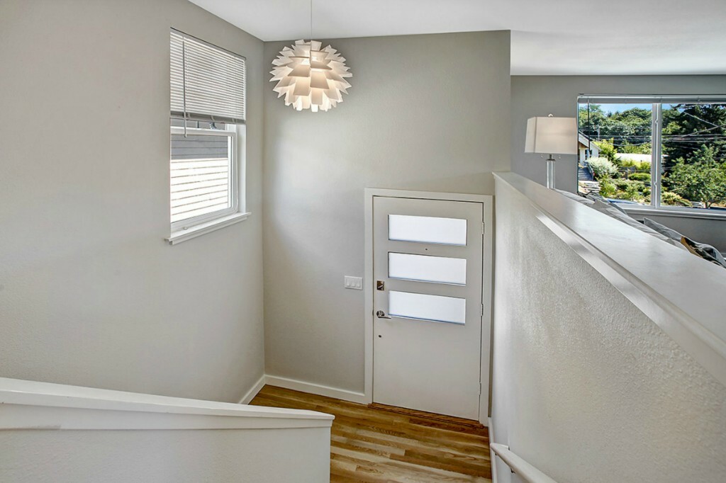 Property Photo: 4511 Cascadia Ave S WA 98118