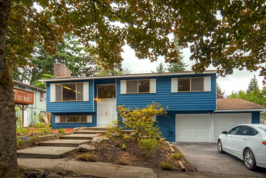 Property Photo:  16821 NE 106th St  WA 98052 