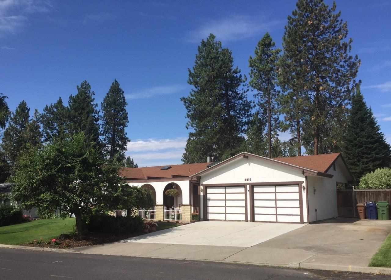 Property Photo: 9915 N Woodridge Dr WA 99208-8659