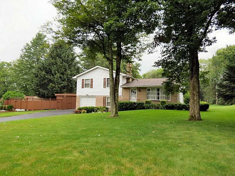 Property Photo: 423 Sunnyside Avenue PA 16335