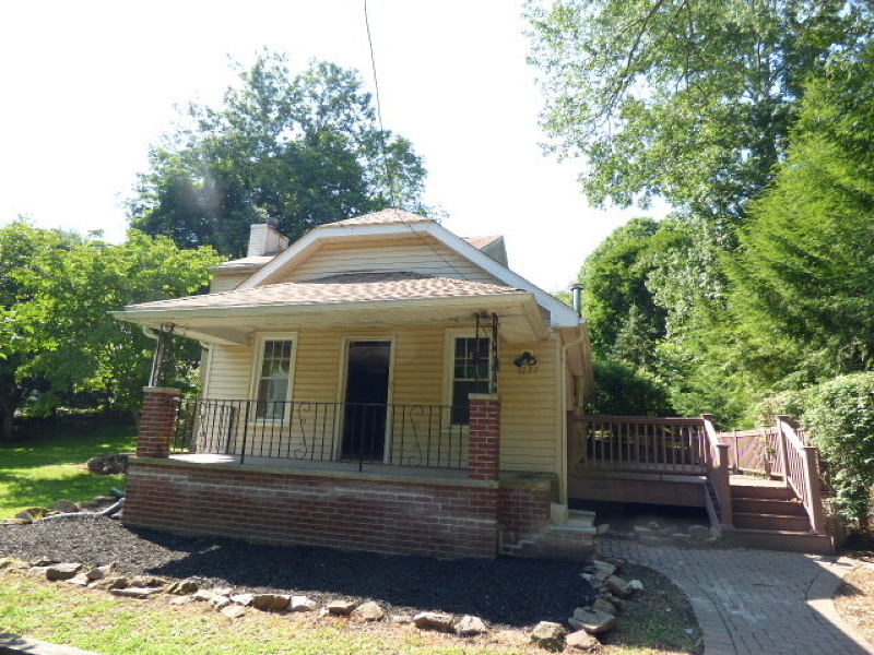 Property Photo:  1227 Butlers Park Rd  NJ 07882 