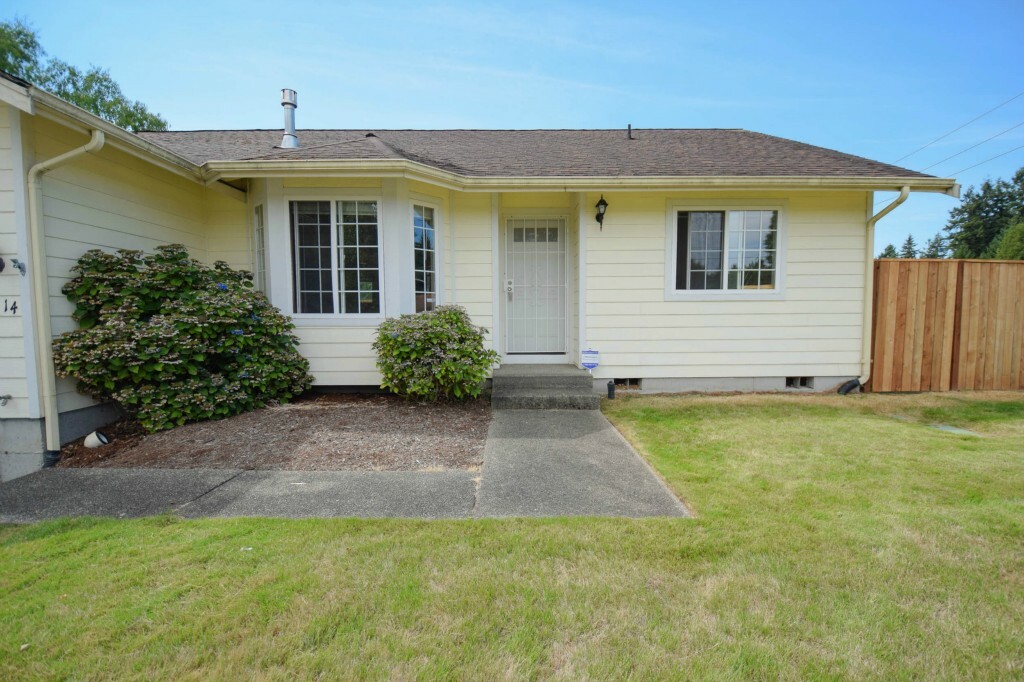 Property Photo:  1114 S Mullen St  WA 98405 