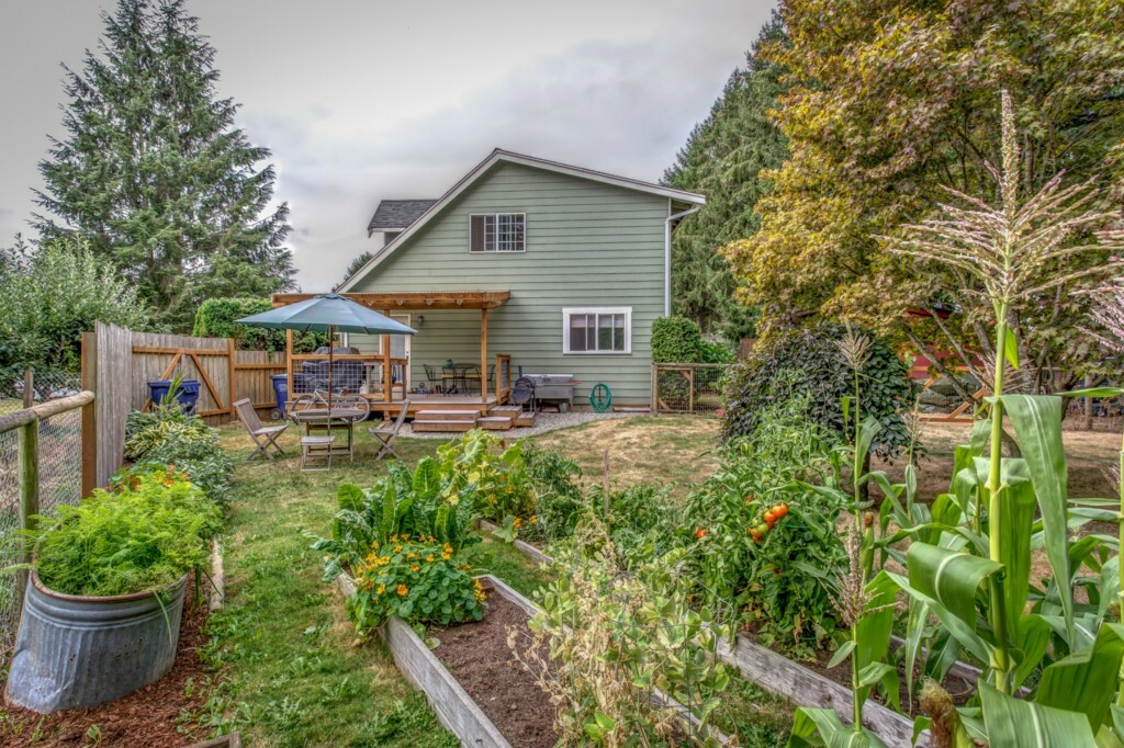 Property Photo:  8506 Cedar Ct  WA 98264 