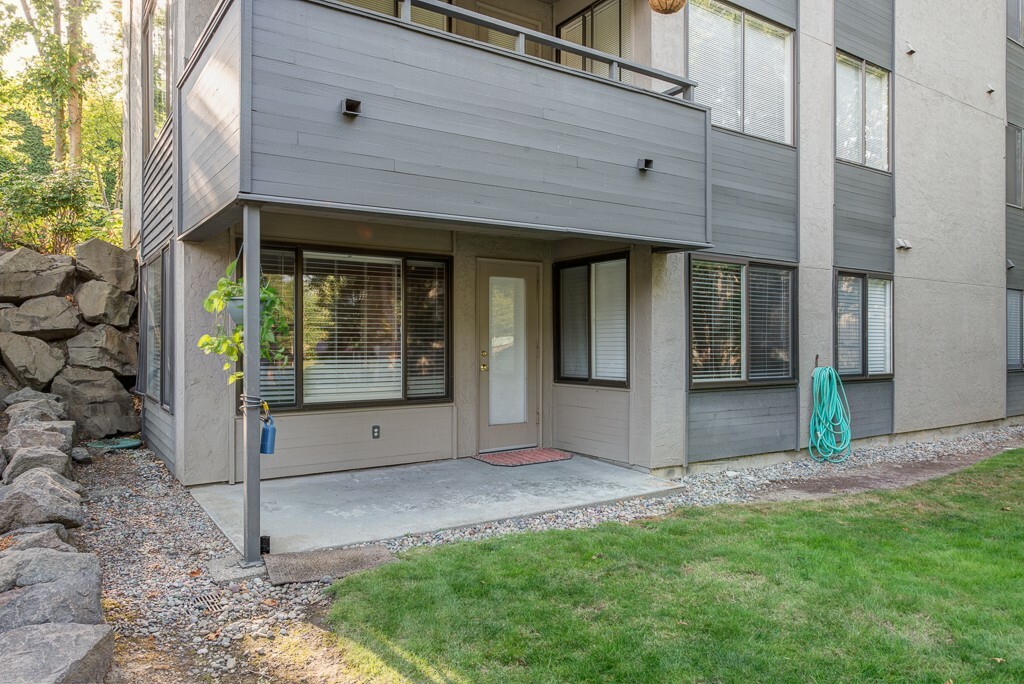 Property Photo:  7001 Sand Point Wy NE B106  WA 98115 