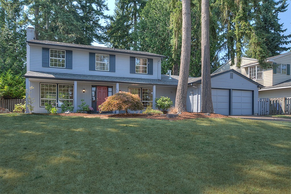 Property Photo: 821 168th Place NE WA 98008