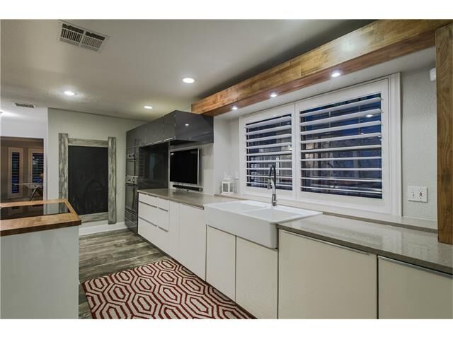 Property Photo:  10604 Foundation Road  TX 78726 