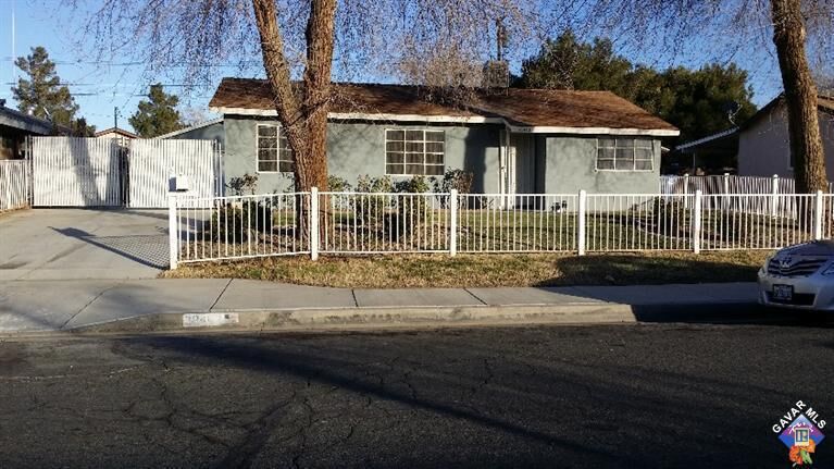 Property Photo:  38462 Frontier Avenue  CA 93550 